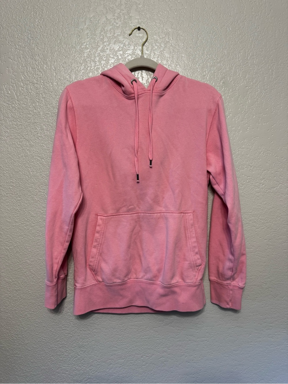 Men's Pink Hooded AE Sweatshirt